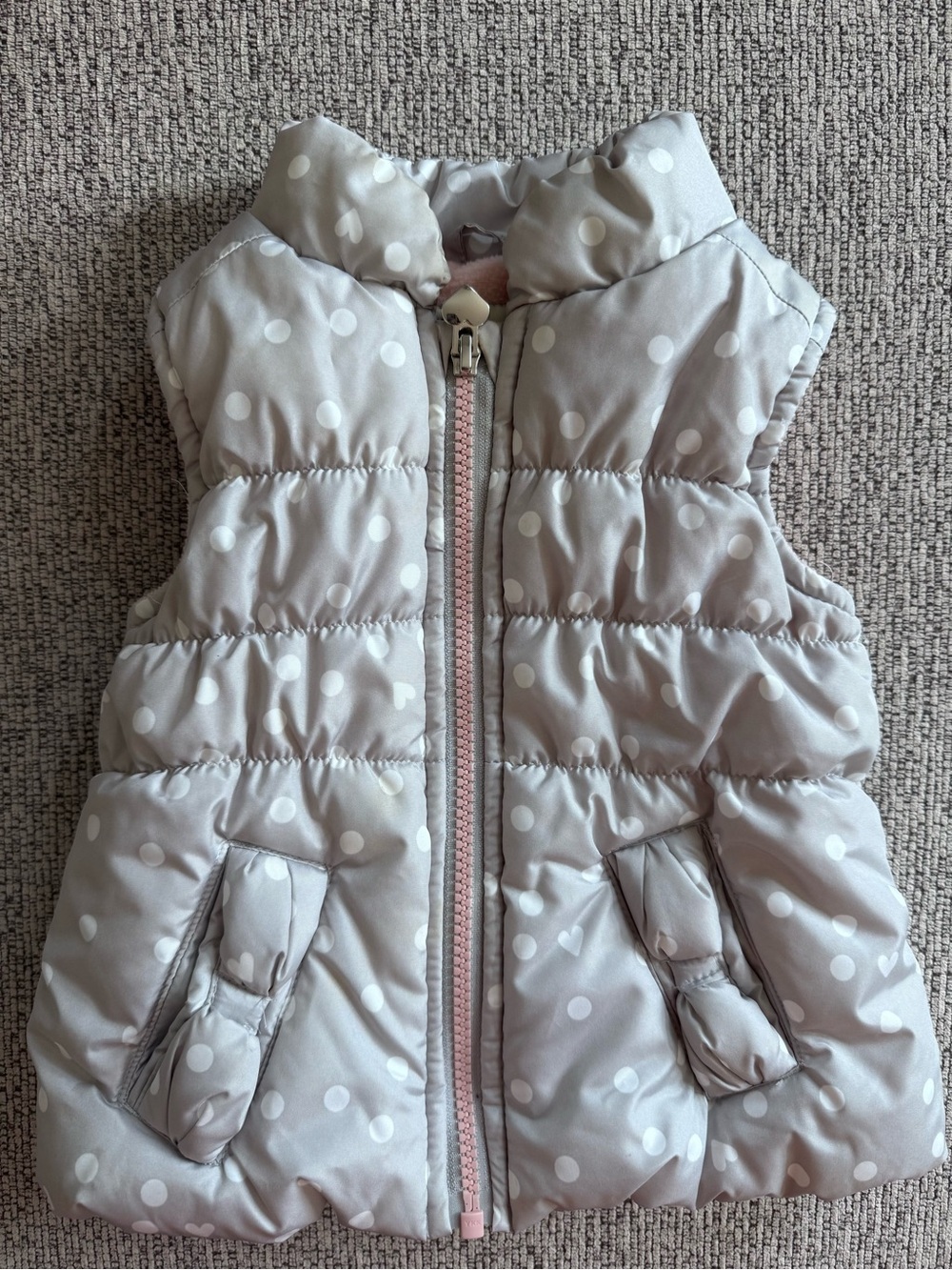 Oshkosh Girls’ Grey Polka Dot Puffer Vest 18M
